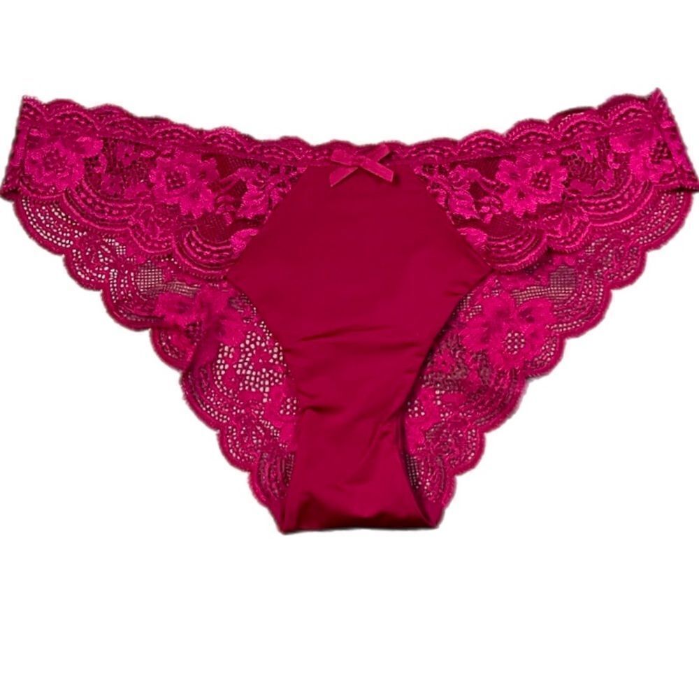 Victorias Secret Dream Angels Supersoft satin &  floral lace Cheekini Panty S